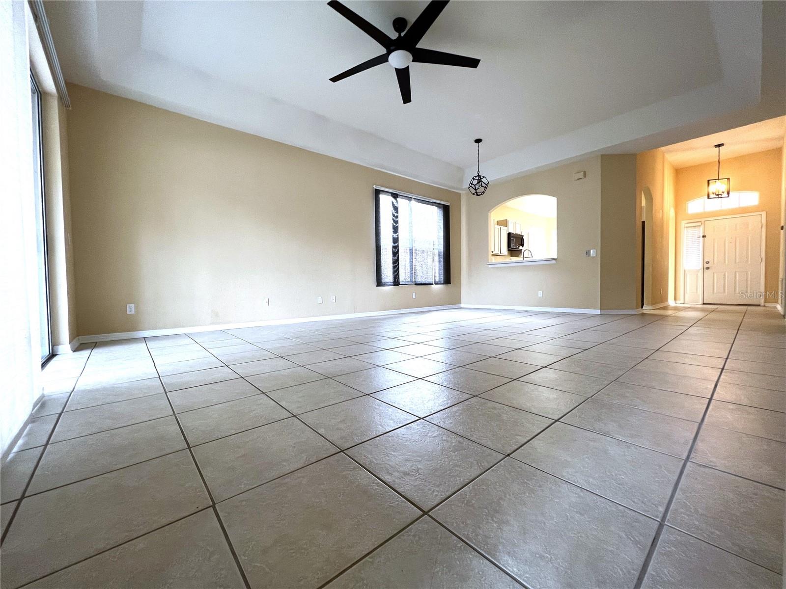 4615 DUNNIE DR — photo 8
