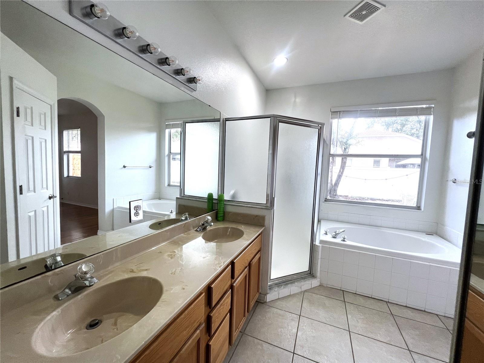 4615 DUNNIE DR — photo 20