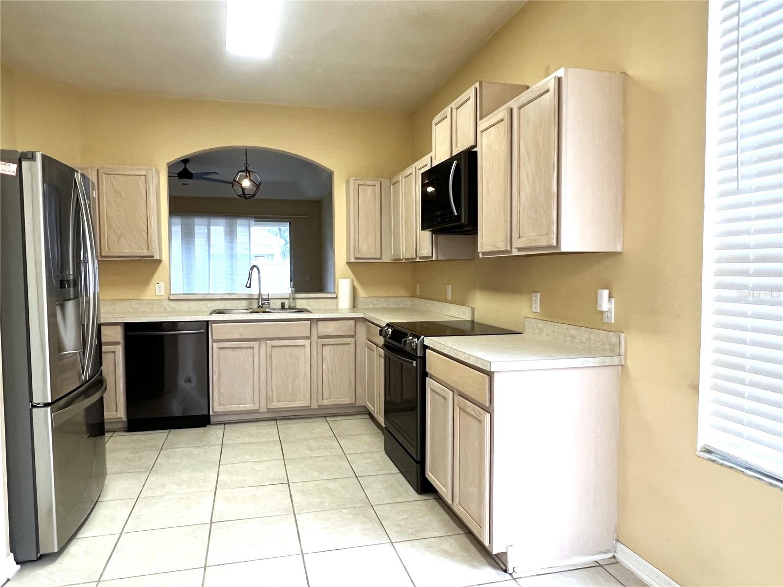 4615 DUNNIE DR — photo 18