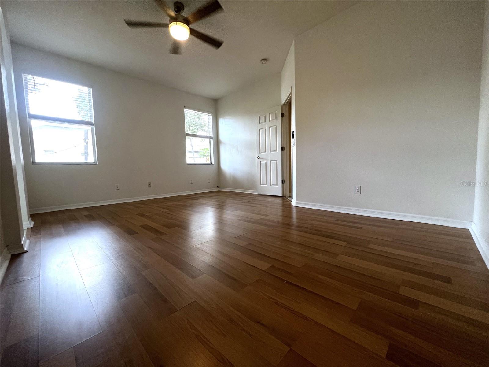 4615 DUNNIE DR — photo 24