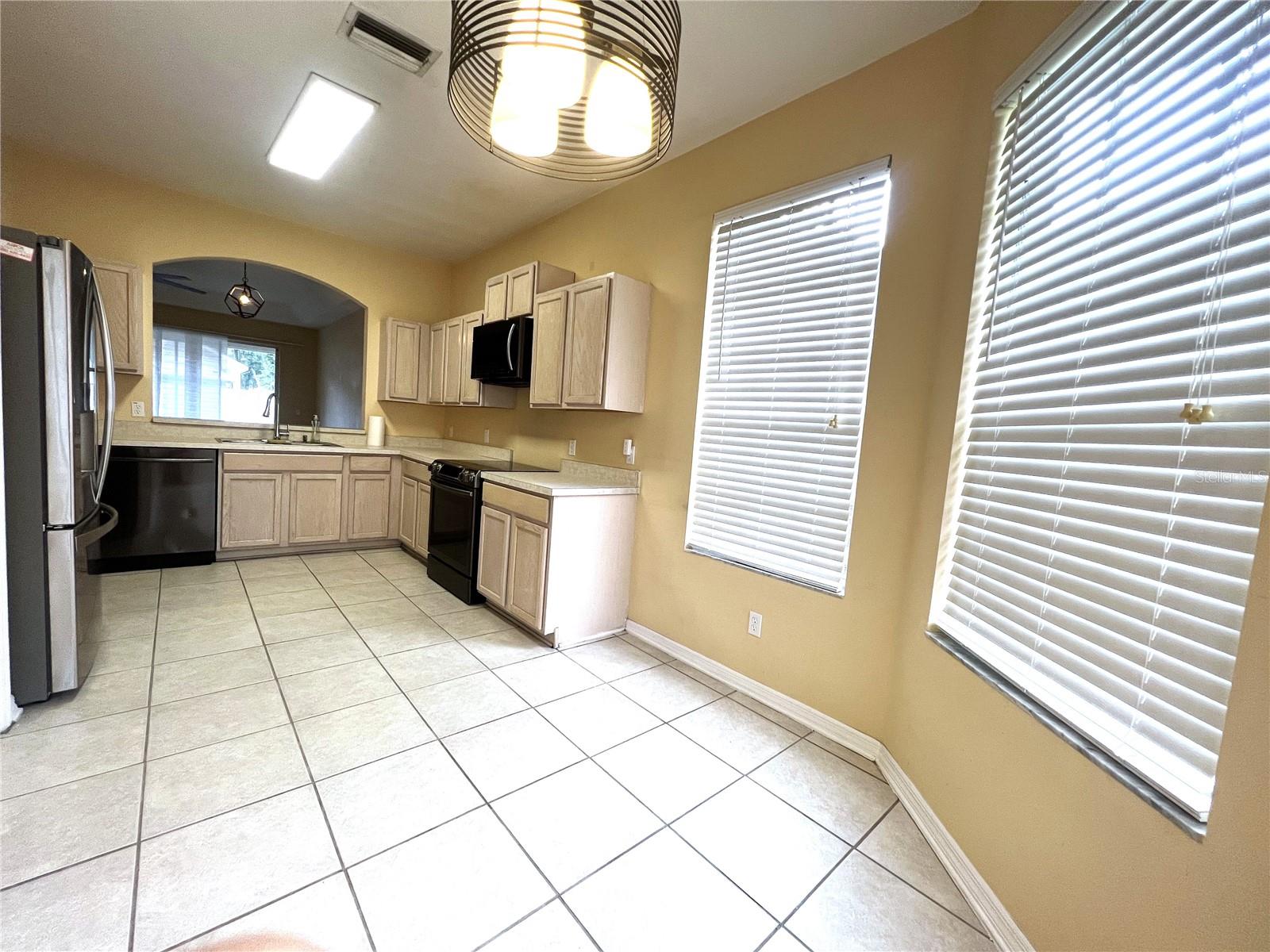 4615 DUNNIE DR — photo 14