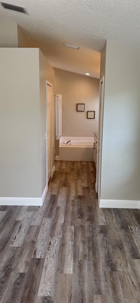 19202 GARDEN QUILT CIR — photo 18