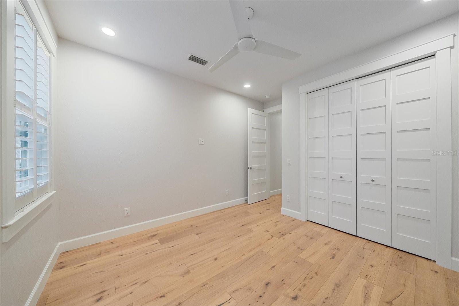 2436 ARLINGTON ST — photo 40