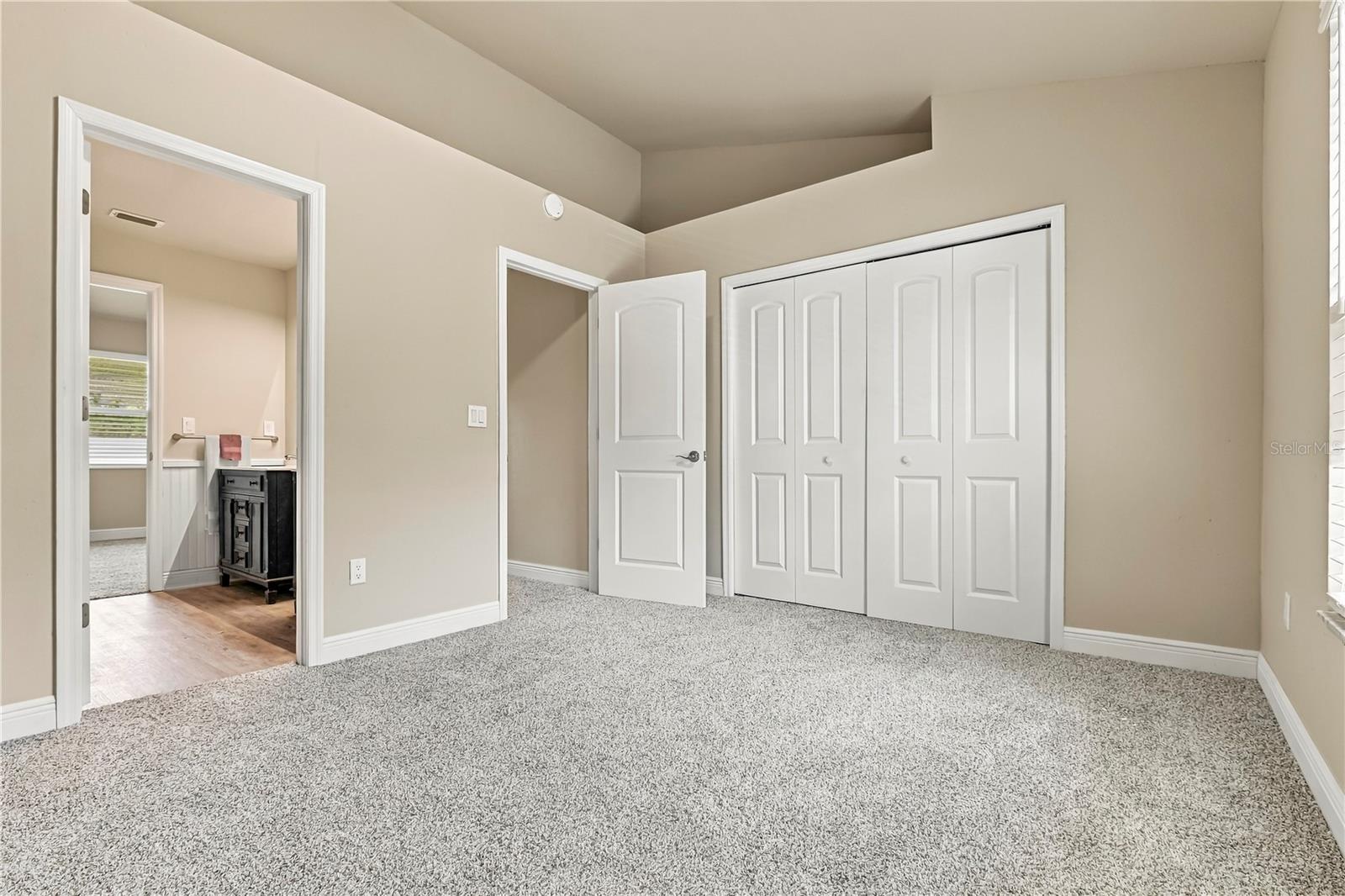 1202 BRIGADOON DR — photo 36