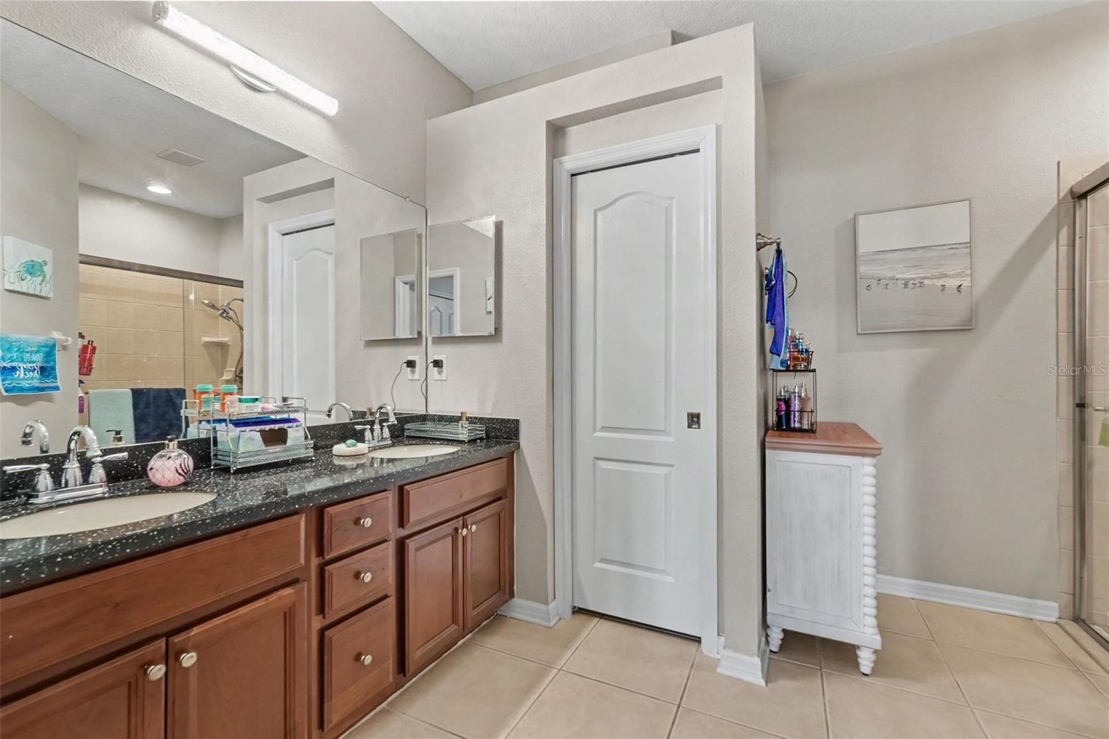 903 PARKER DEN DR — photo 16