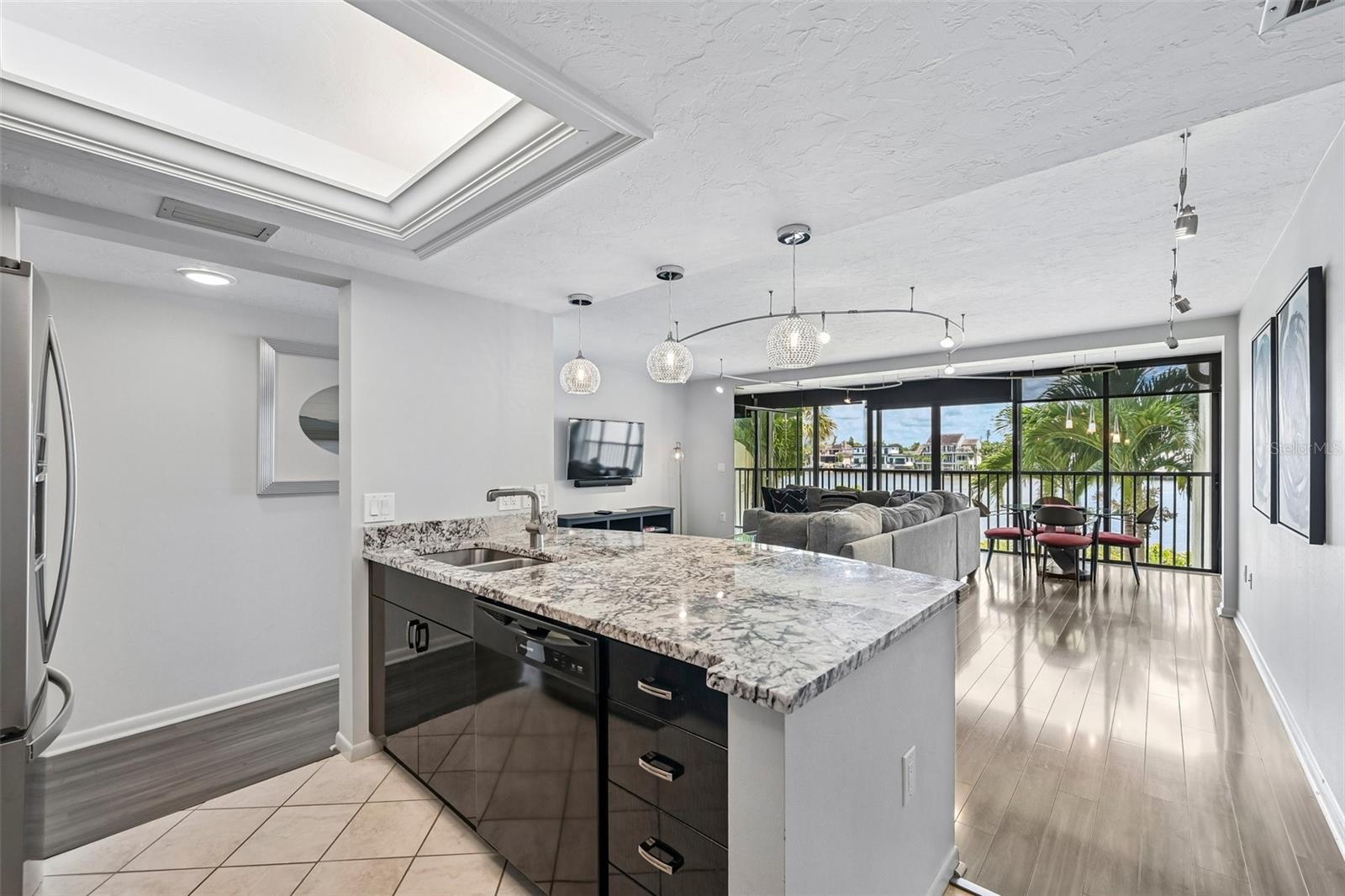 1900 COVE II PL #122 — photo 73