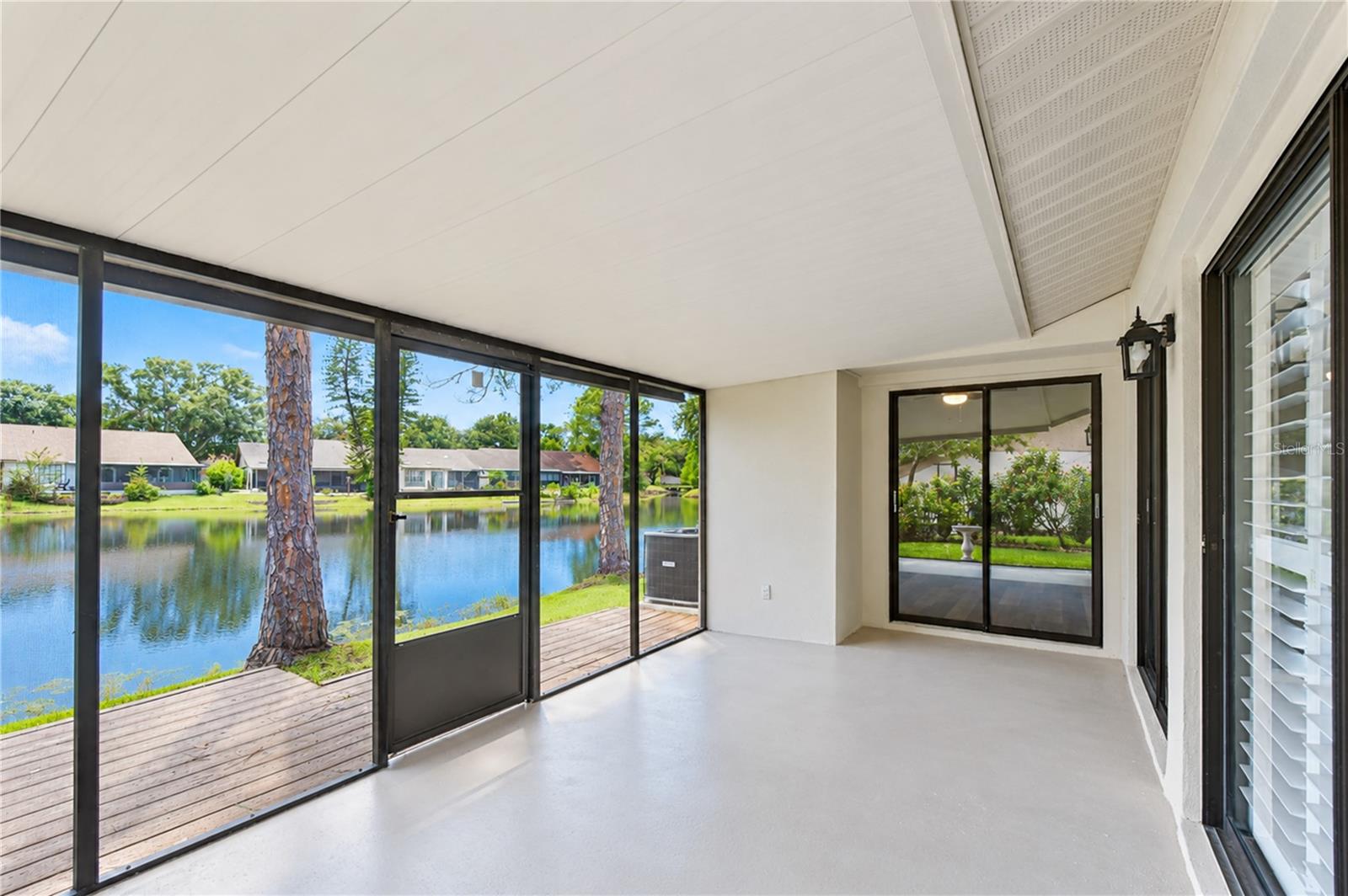 3942 SHORESIDE CIR — photo 12