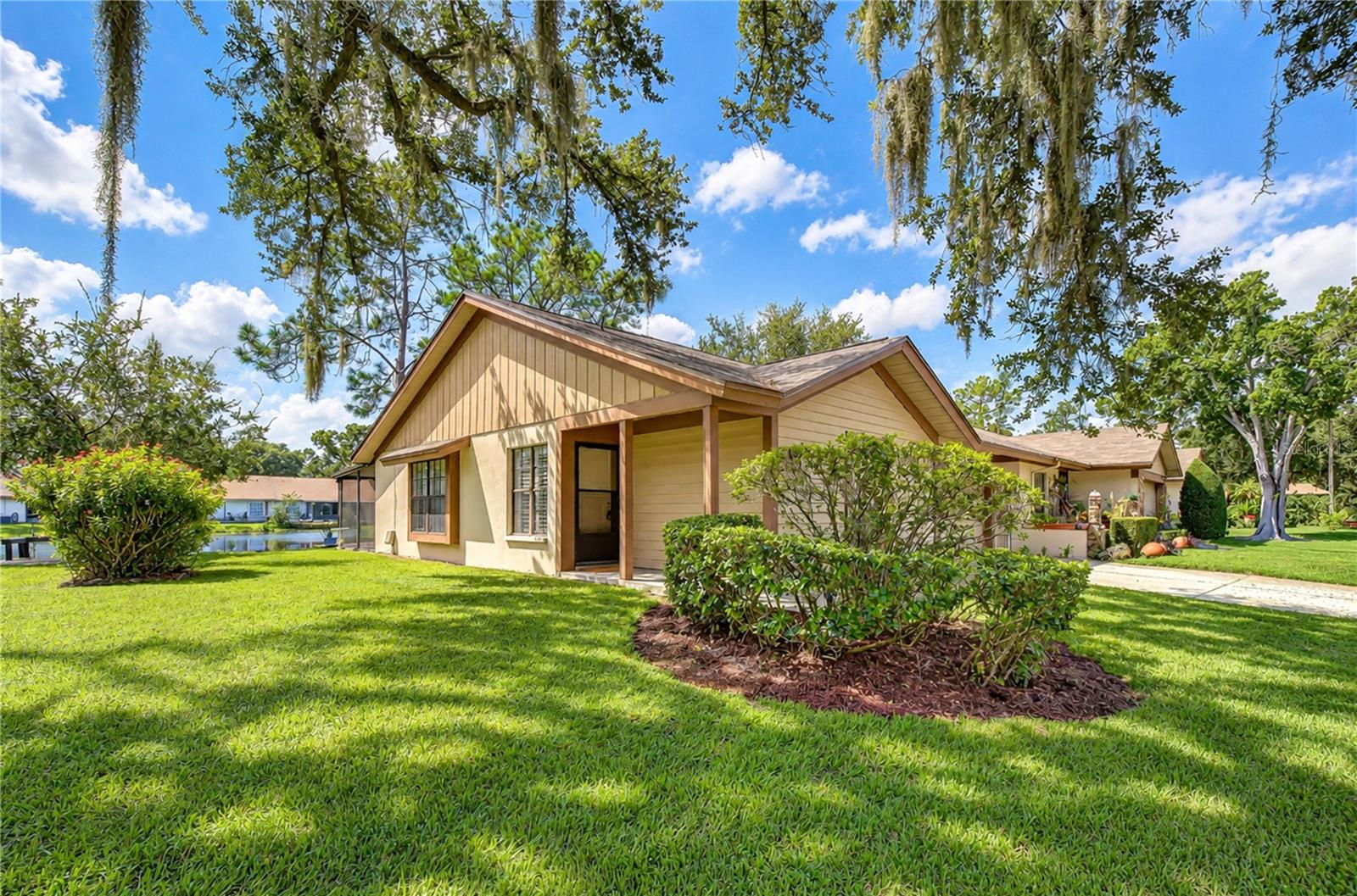 3942 SHORESIDE CIR — photo 27