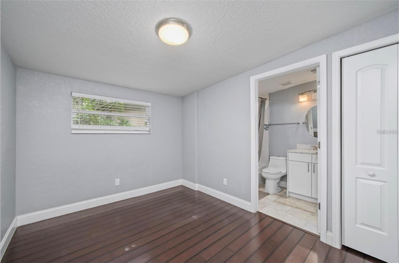 1520 S CHURCH AVE — photo 24