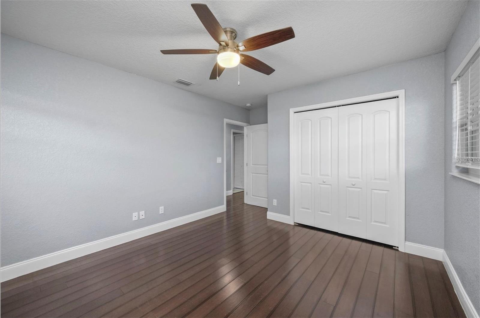 1520 S CHURCH AVE — photo 20