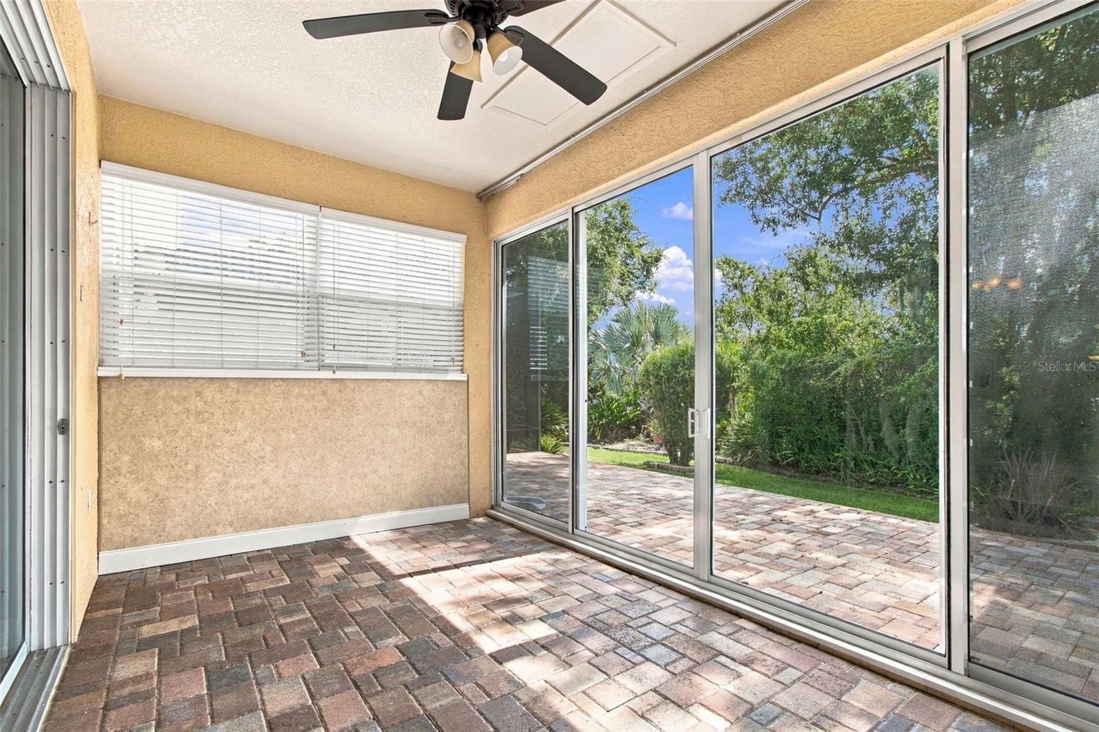 7526 DEER PATH LN — photo 28