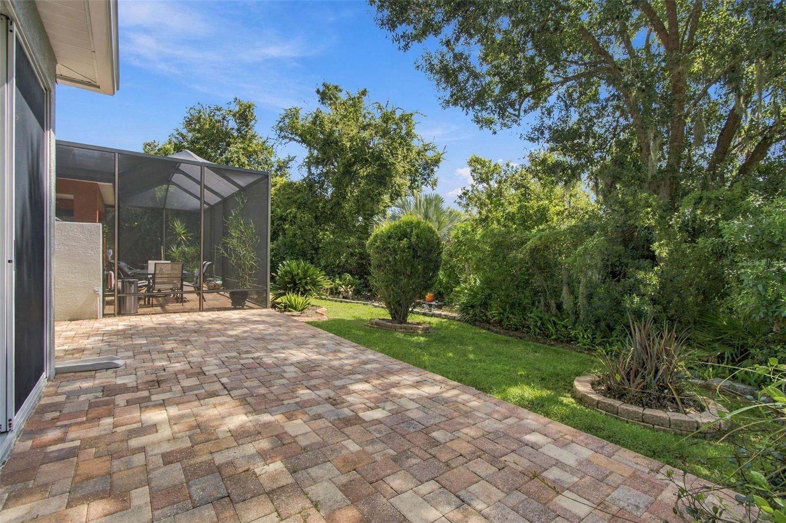 7526 DEER PATH LN — photo 30