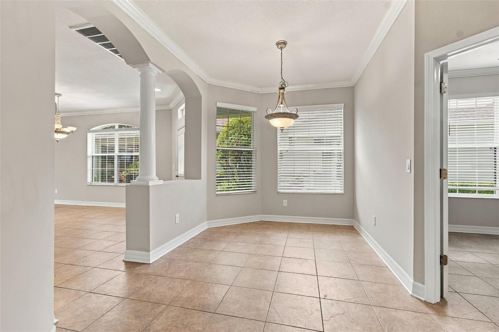7526 DEER PATH LN — photo 11