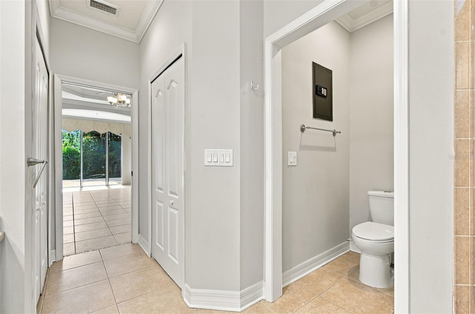 7526 DEER PATH LN — photo 26
