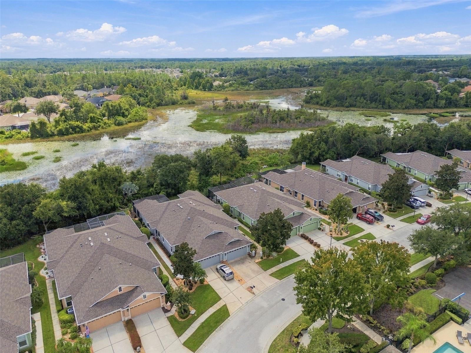 7526 DEER PATH LN — photo 36