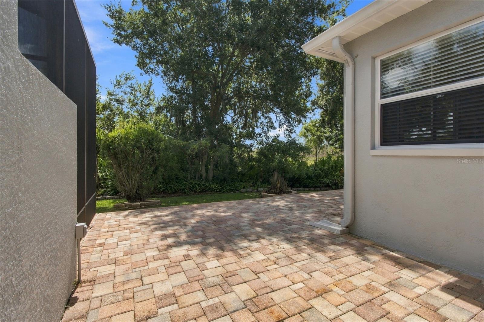 7526 DEER PATH LN — photo 31