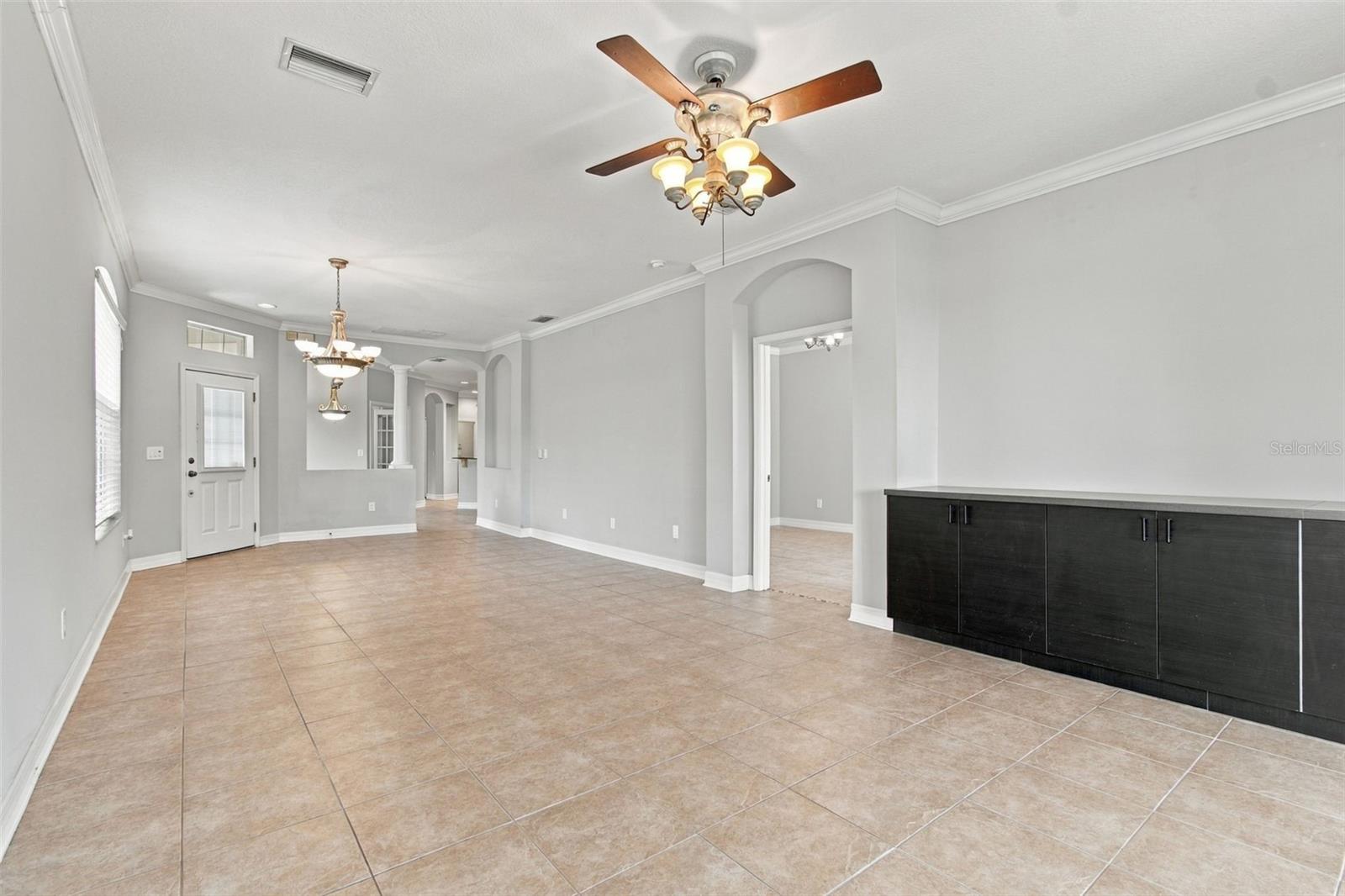 7526 DEER PATH LN — photo 8