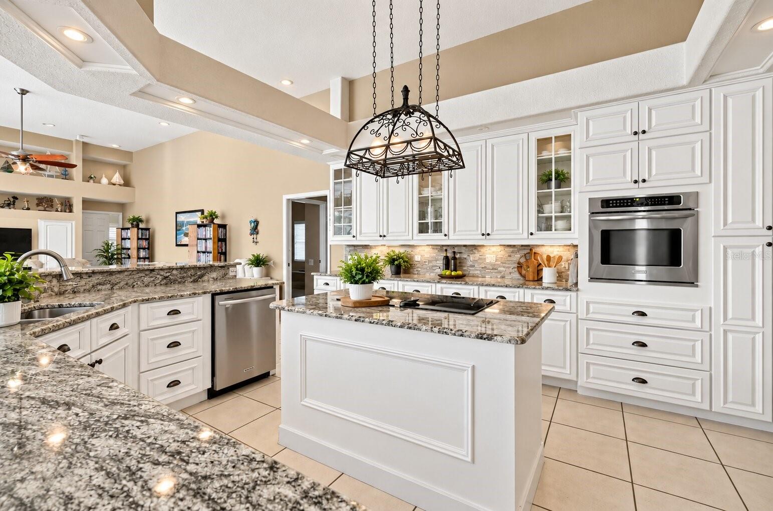 9108 WOODRIDGE RUN DR — photo 15