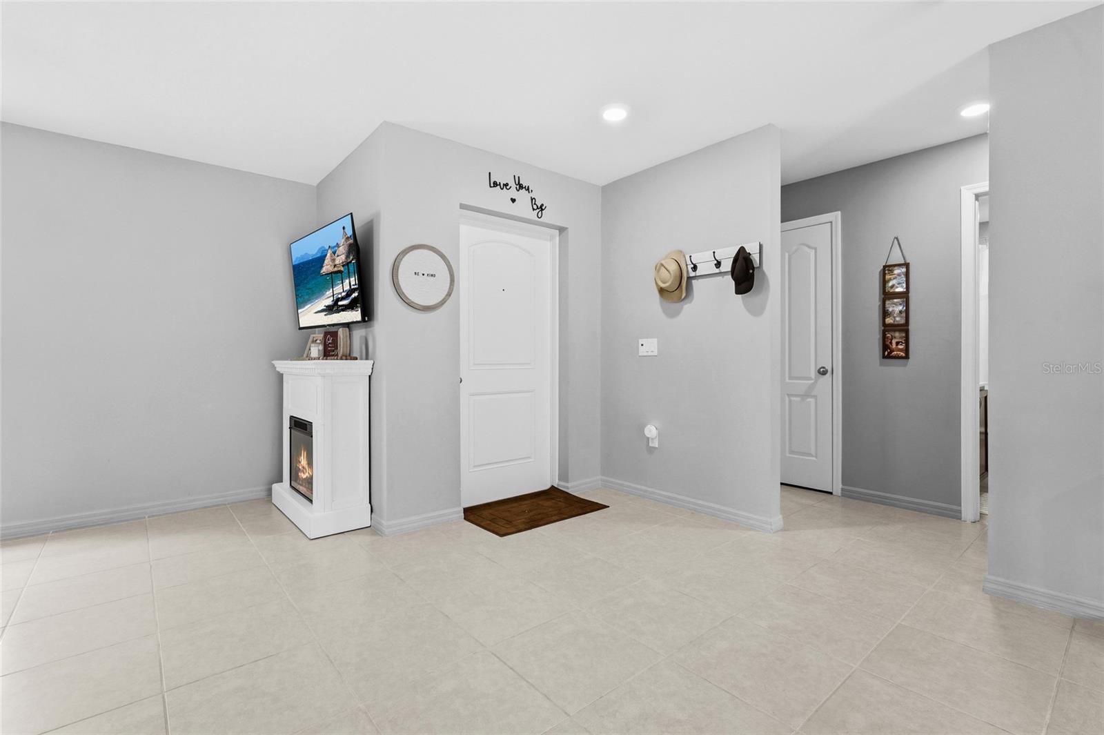 5335 TRUMPET ST — photo 9