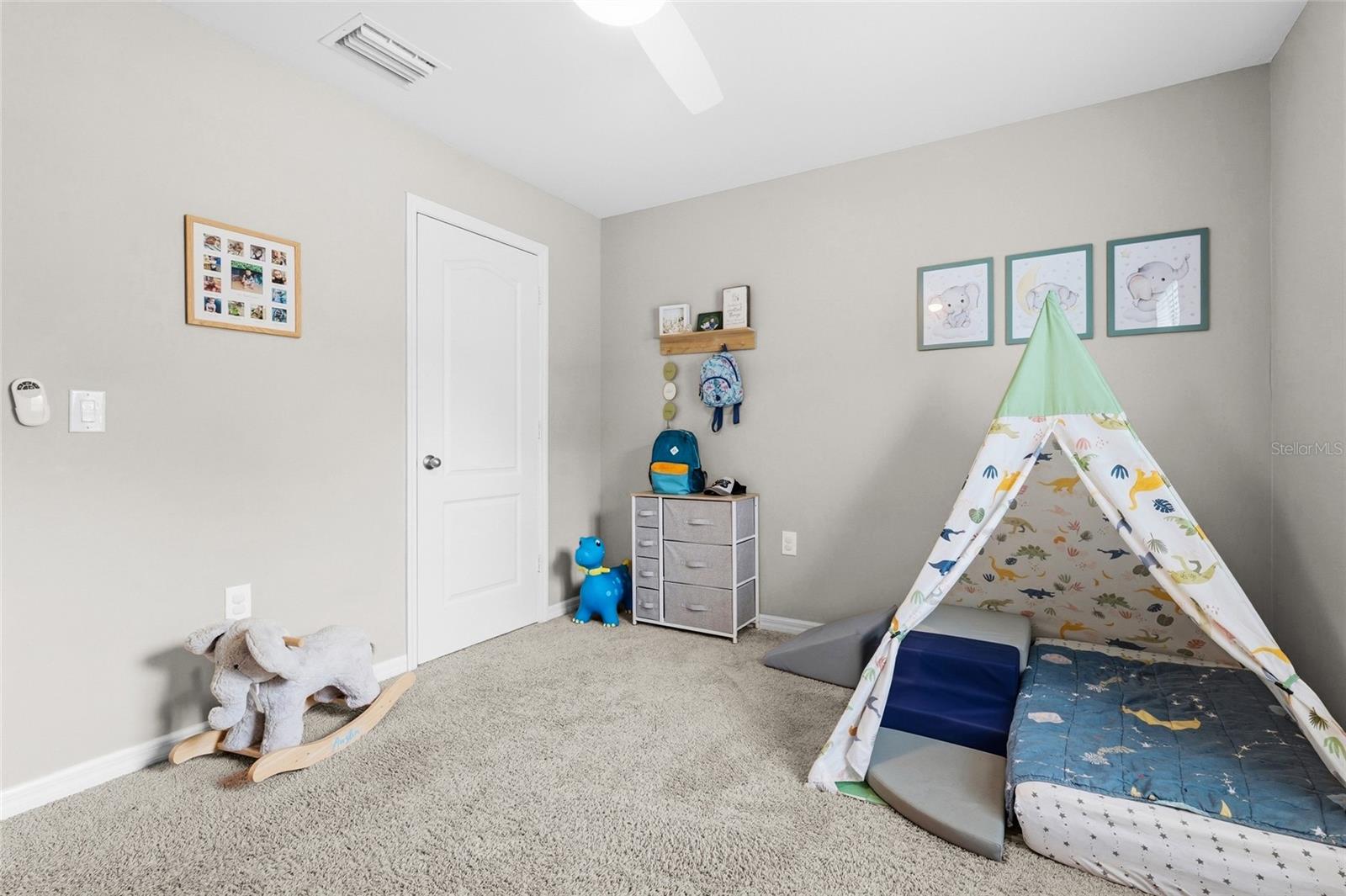 5335 TRUMPET ST — photo 35