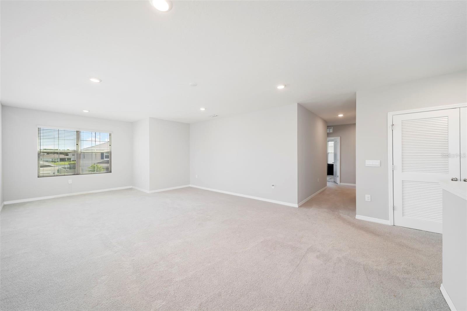 512 158TH ST E — photo 29