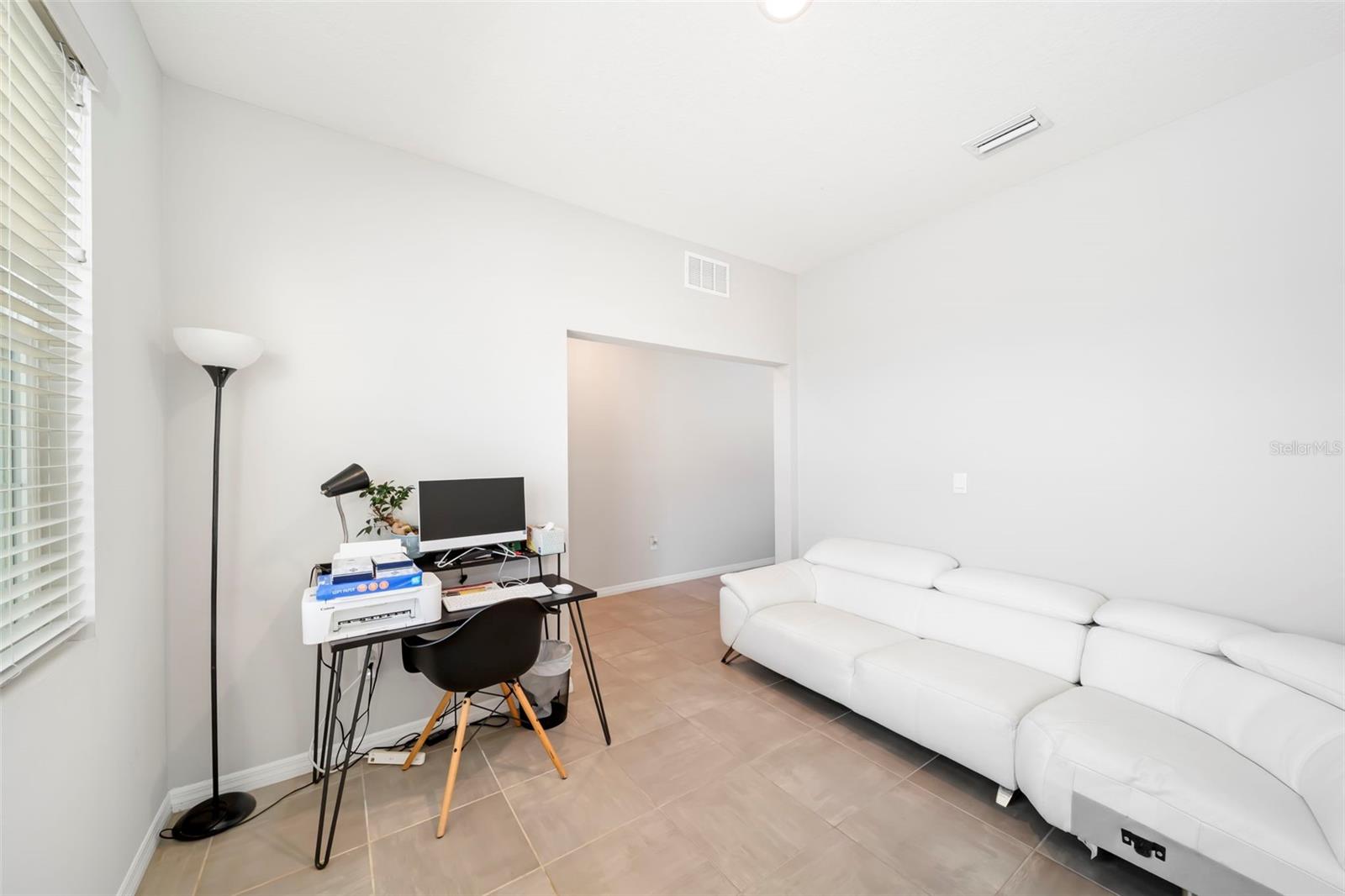 512 158TH ST E — photo 9