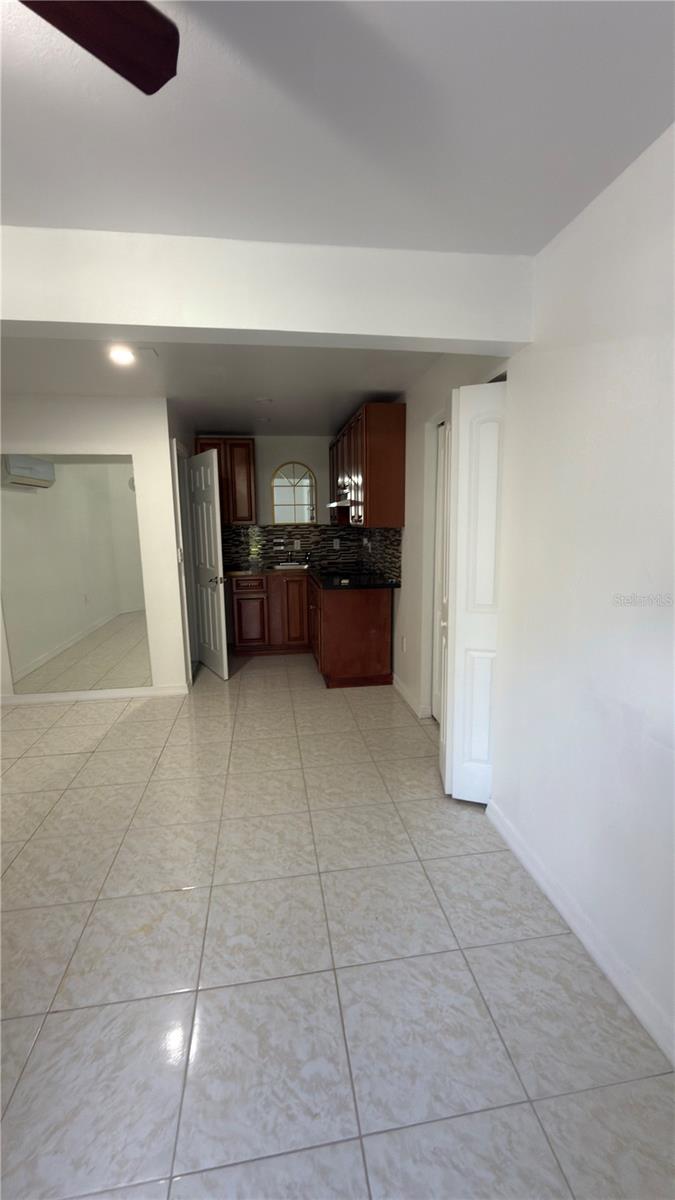 5451 TROPIC DR — photo 28