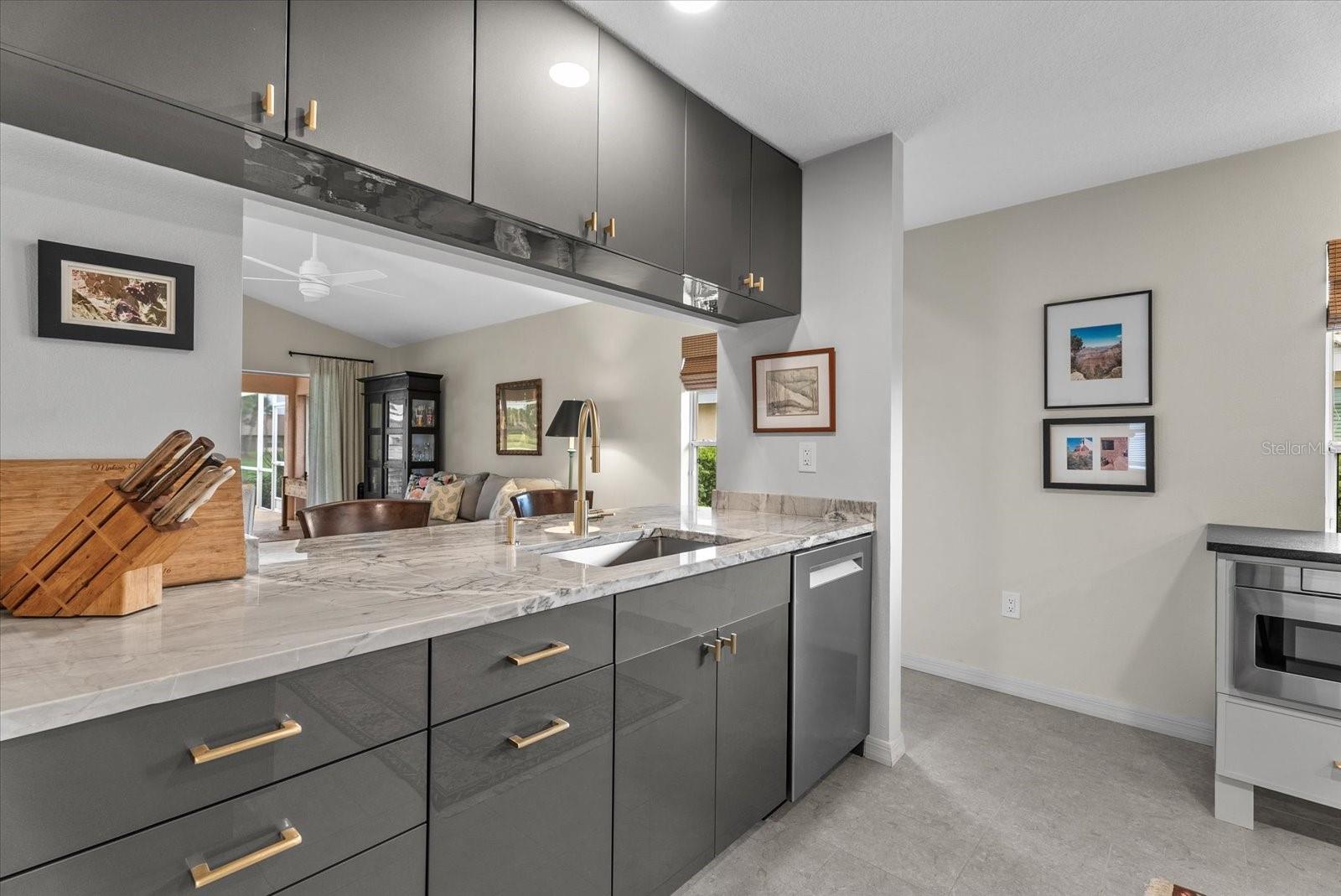 5815 FAIRWOODS CIR — photo 30