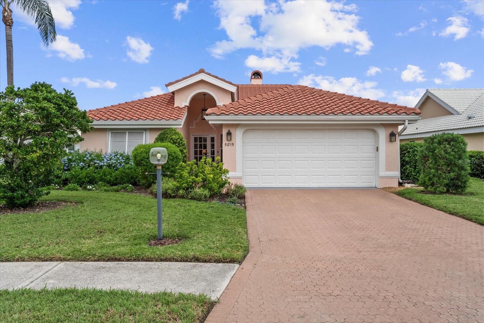 5815 FAIRWOODS CIR — photo 4