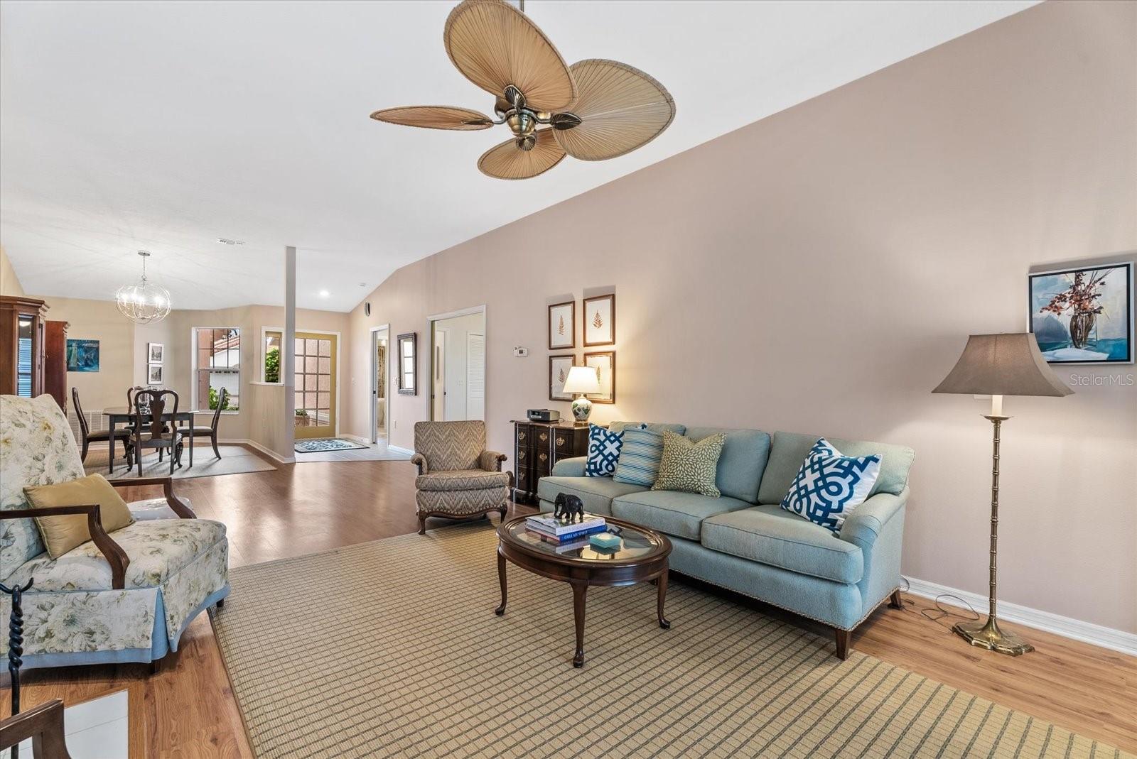 5815 FAIRWOODS CIR — photo 21