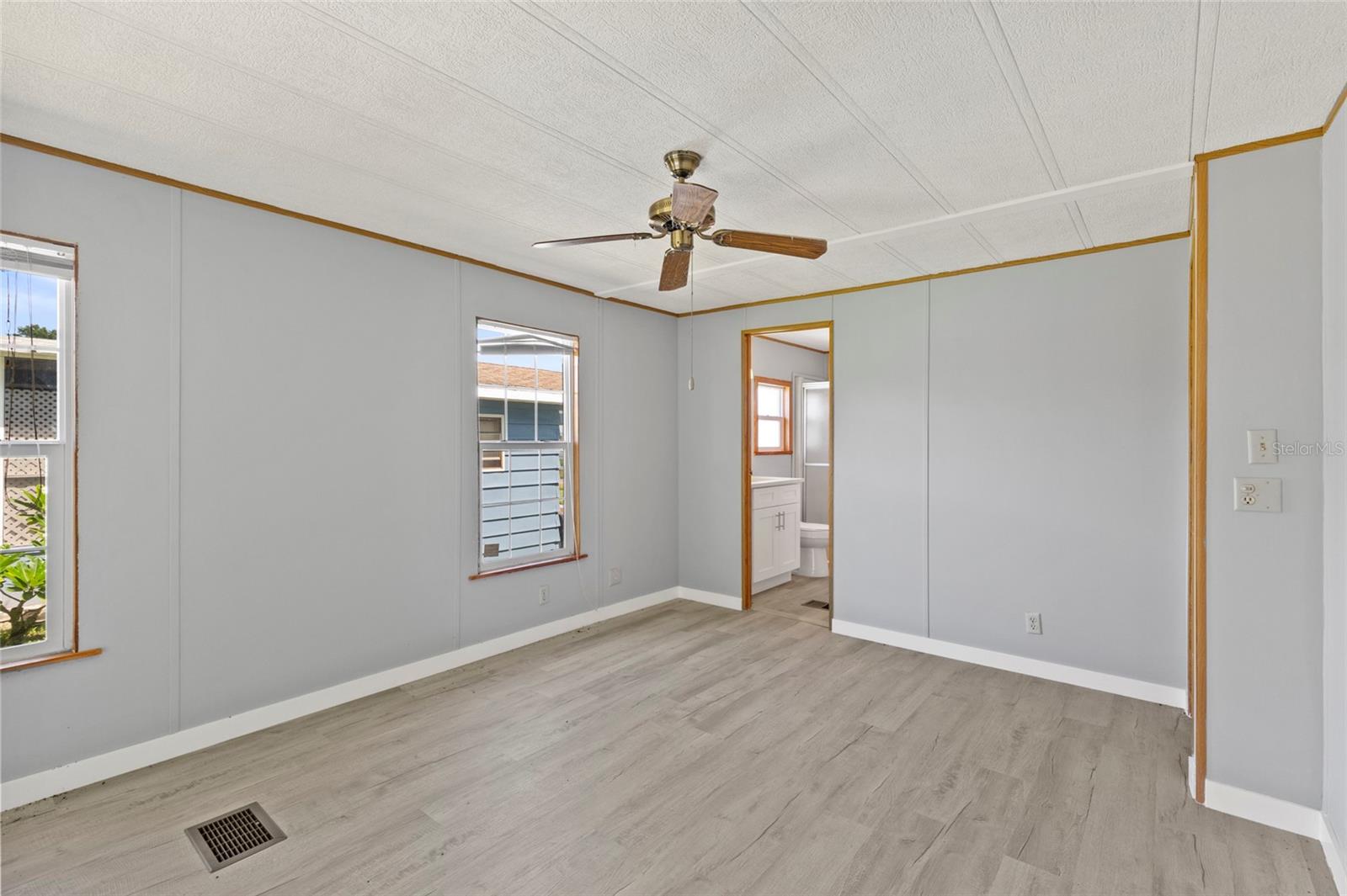 61 MOURNINGDOVE CT #0 — photo 14