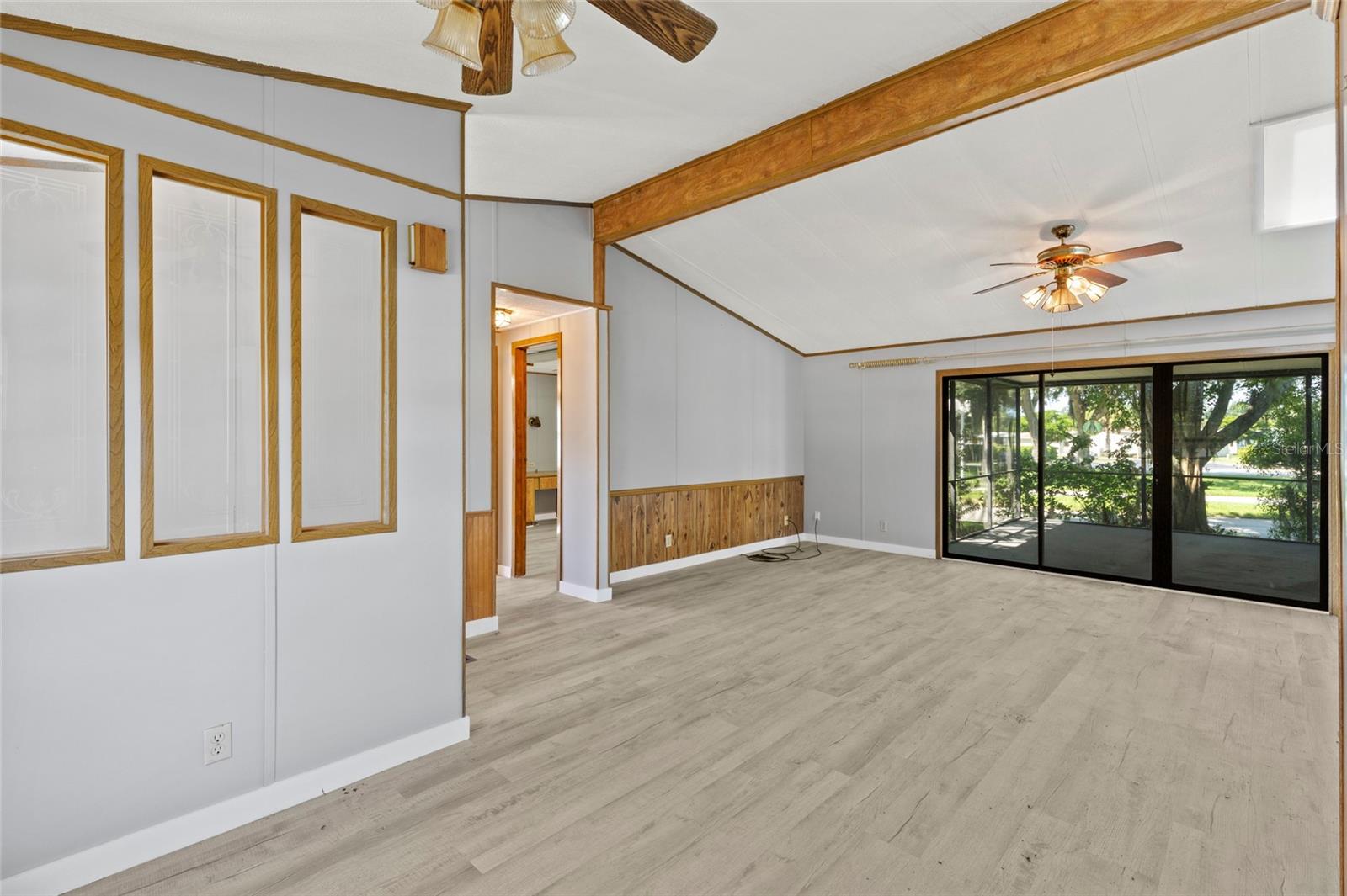 61 MOURNINGDOVE CT #0 — photo 6
