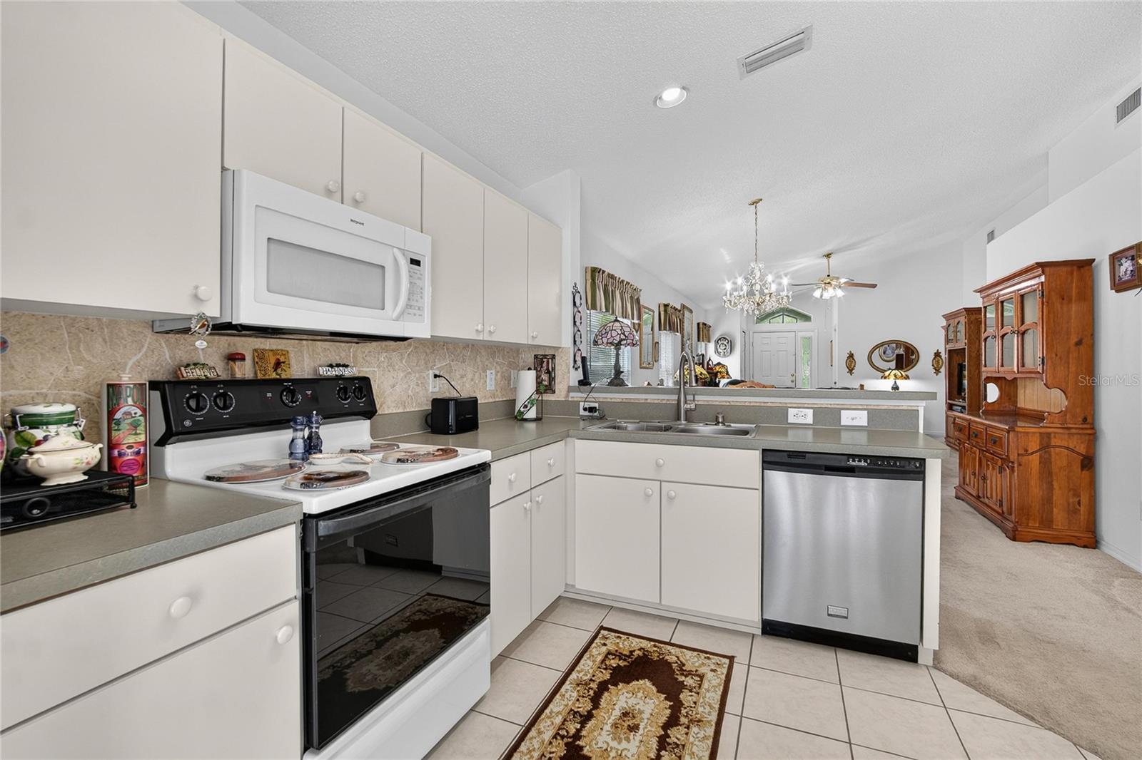 6634 SUMMER HAVEN DR — photo 16