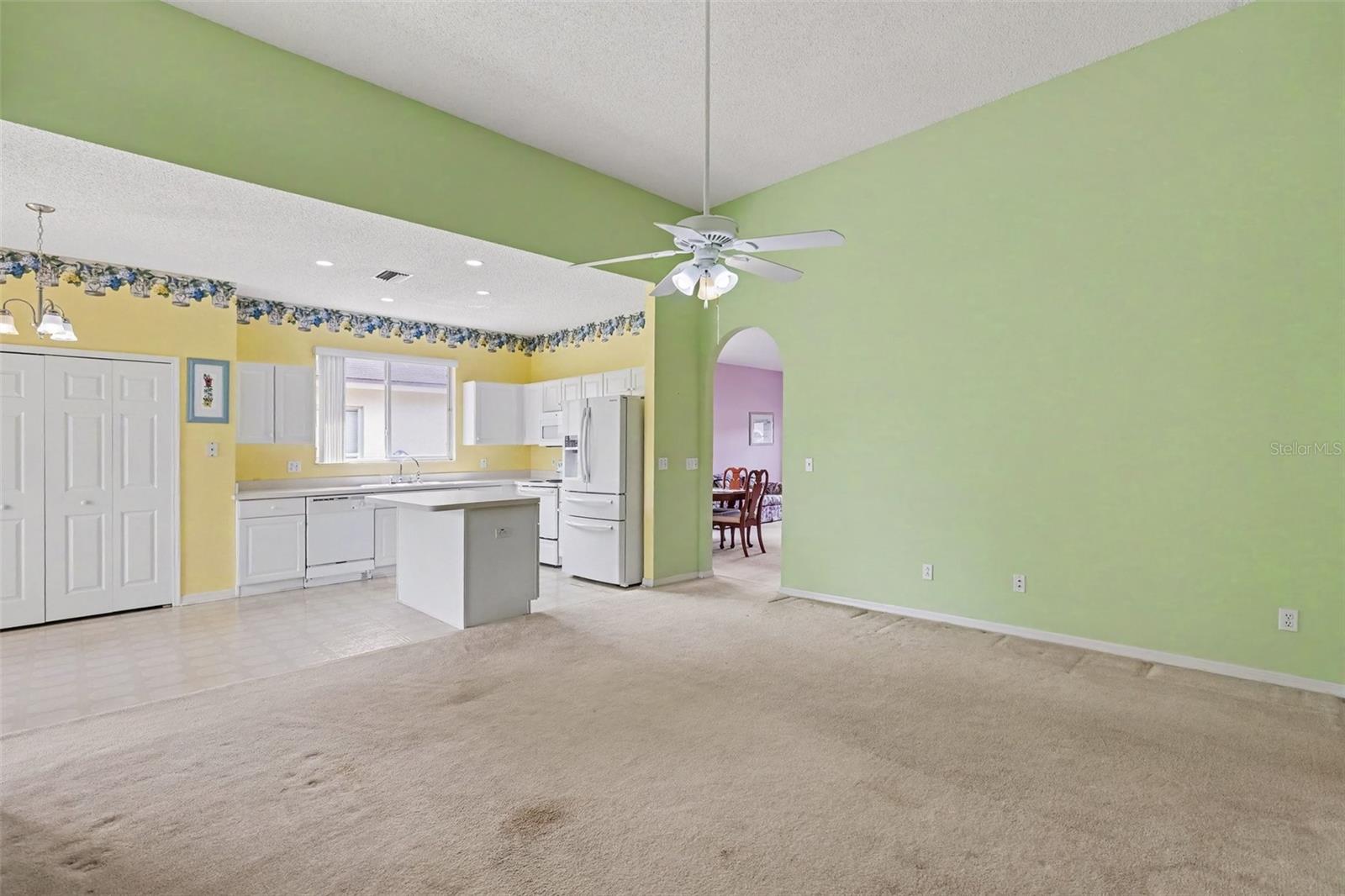 517 GREG ST — photo 13