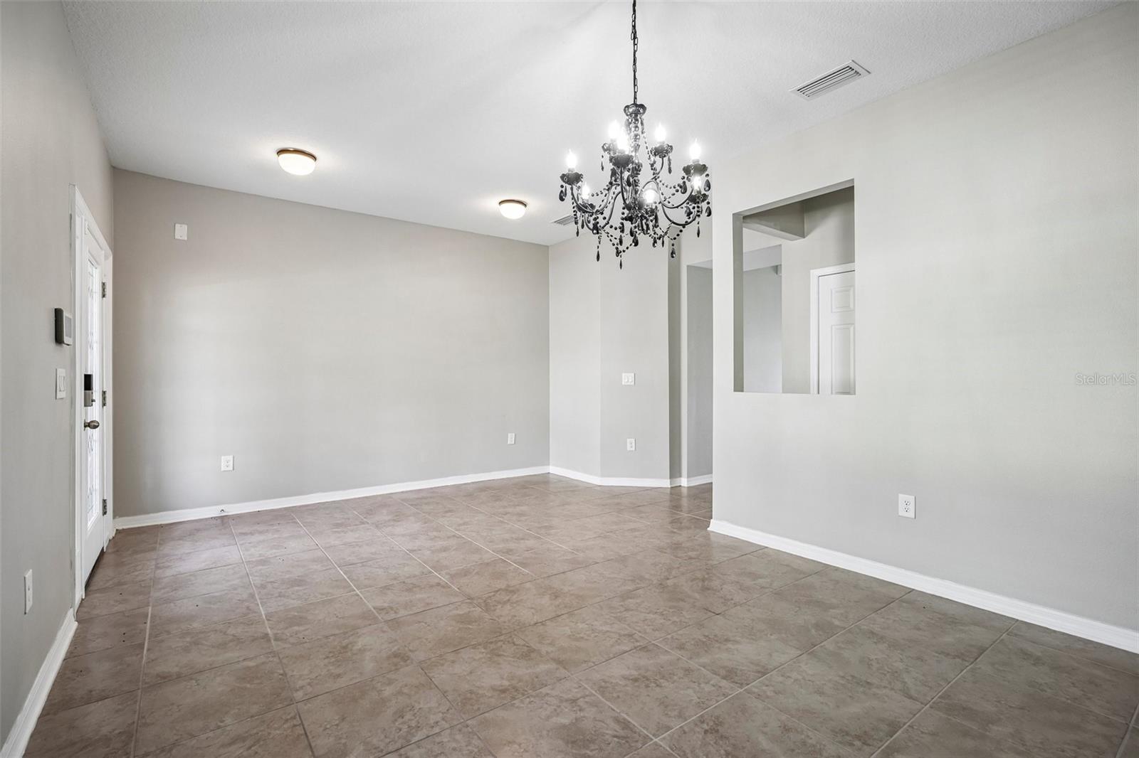 18576 OBREGAN DR — photo 14