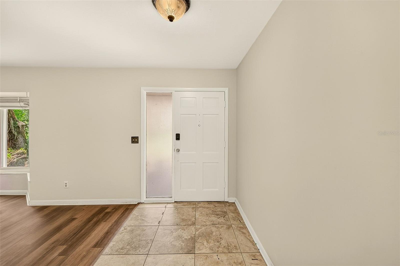 303 SAINT AUGUSTINE AVE — photo 5