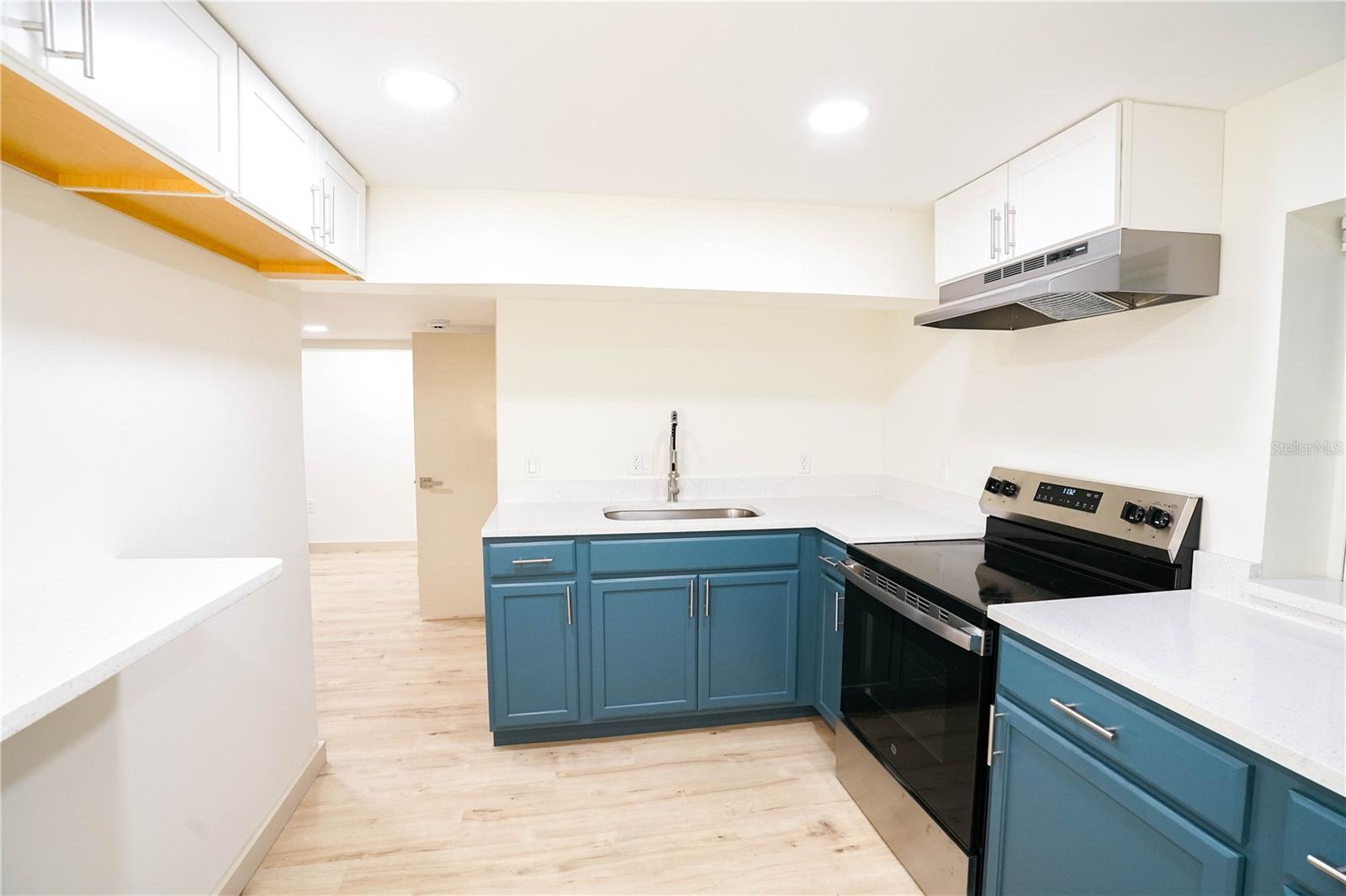 535 14TH AVE S #4 — photo 3