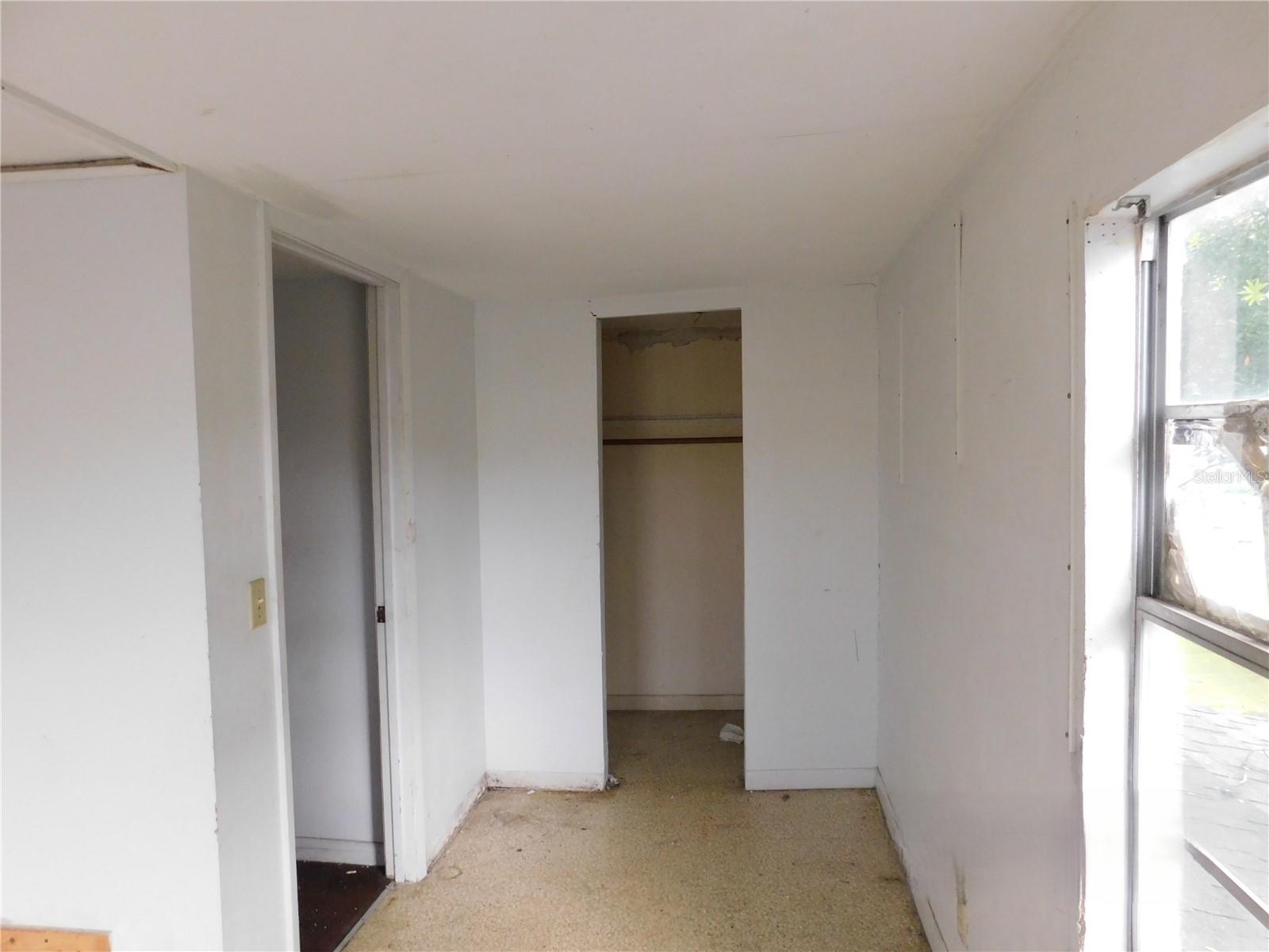 911 12TH AVE W — photo 29