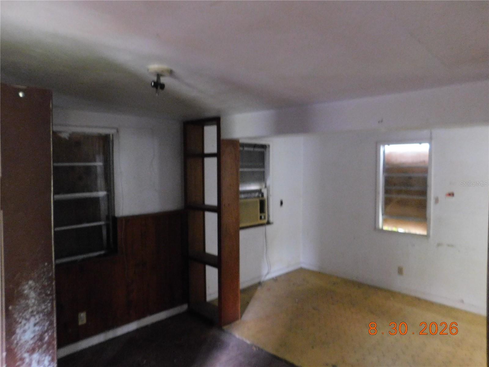 911 12TH AVE W — photo 16