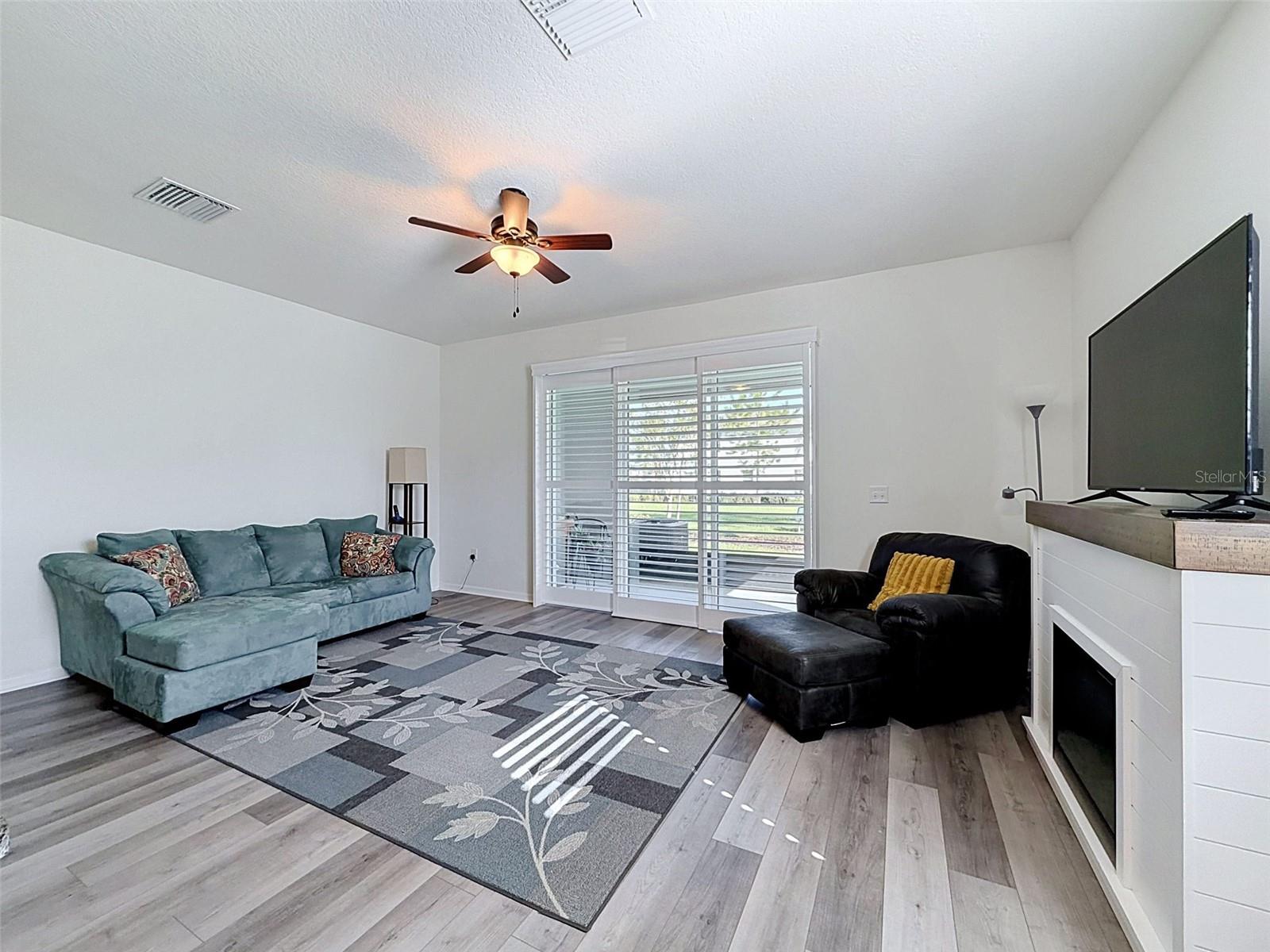 16189 GLOWING GROVE AVE — photo 17