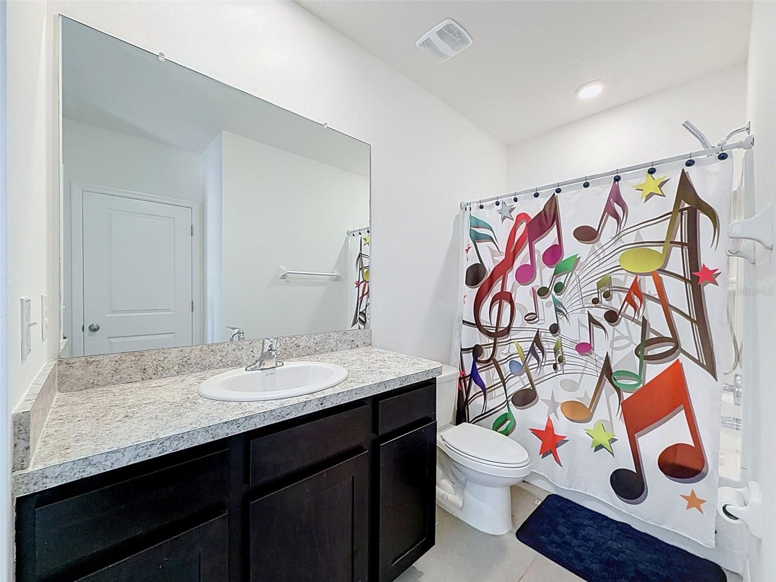 16189 GLOWING GROVE AVE — photo 35
