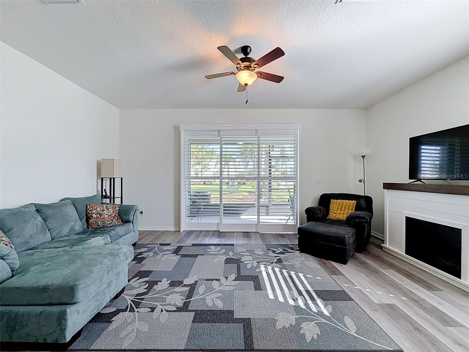 16189 GLOWING GROVE AVE — photo 18