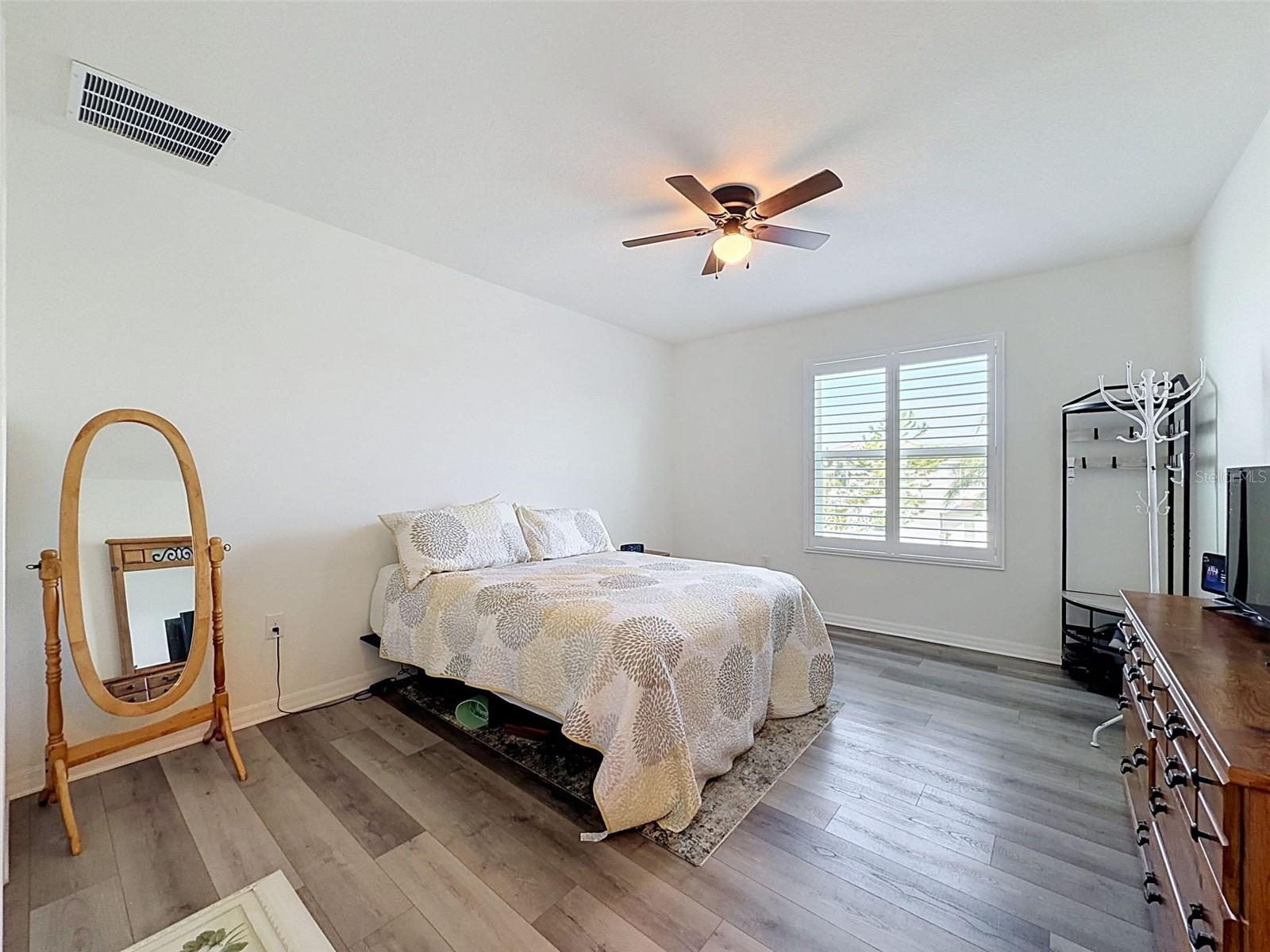 16189 GLOWING GROVE AVE — photo 25