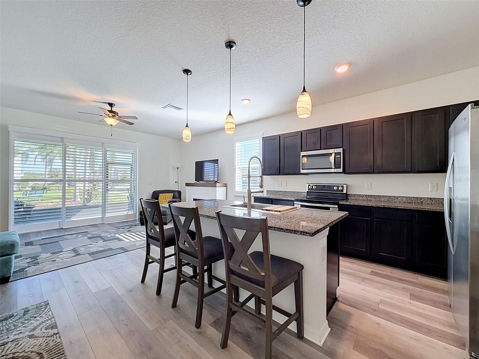 16189 GLOWING GROVE AVE — photo 15