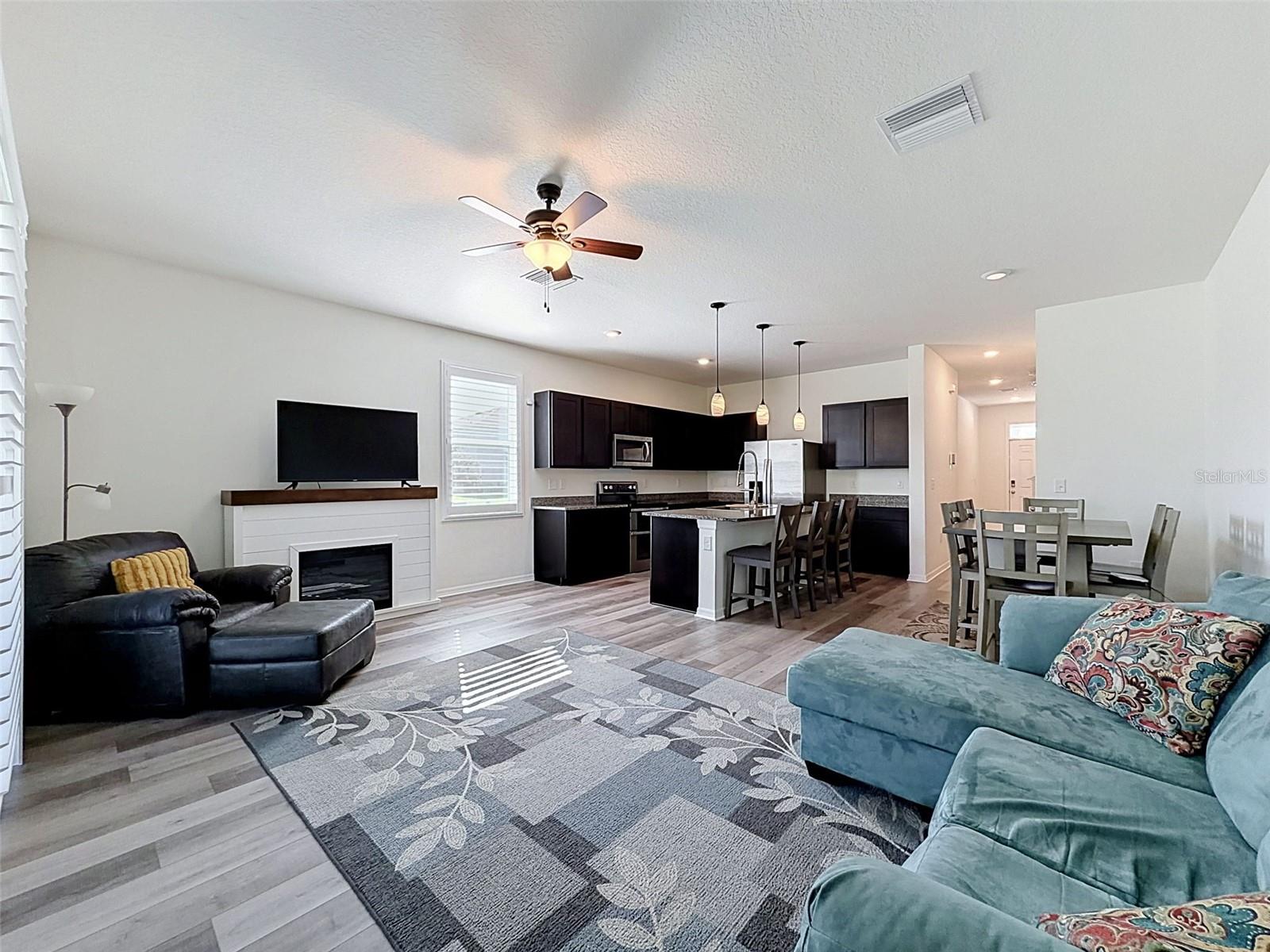 16189 GLOWING GROVE AVE — photo 20