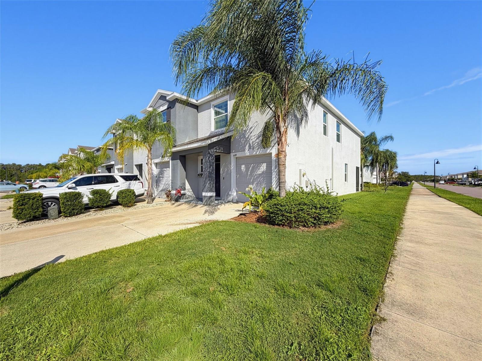 16189 GLOWING GROVE AVE — photo 3