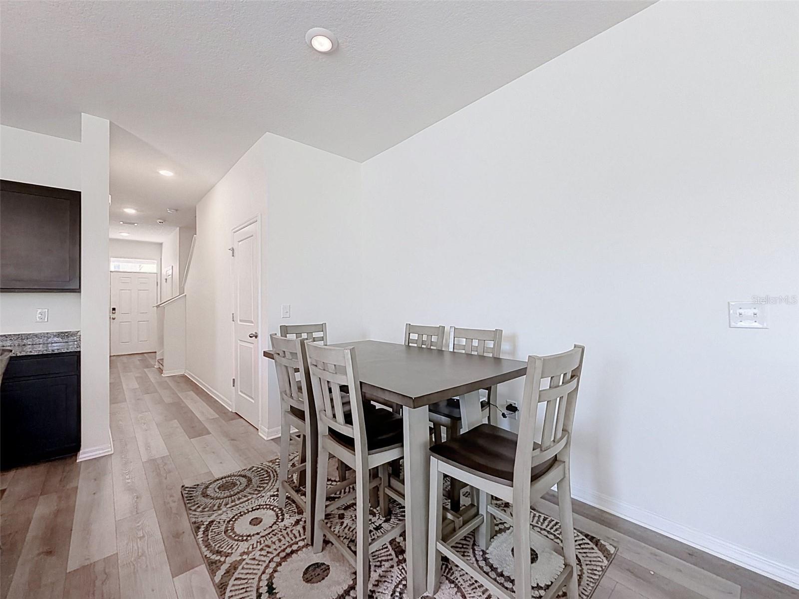 16189 GLOWING GROVE AVE — photo 8