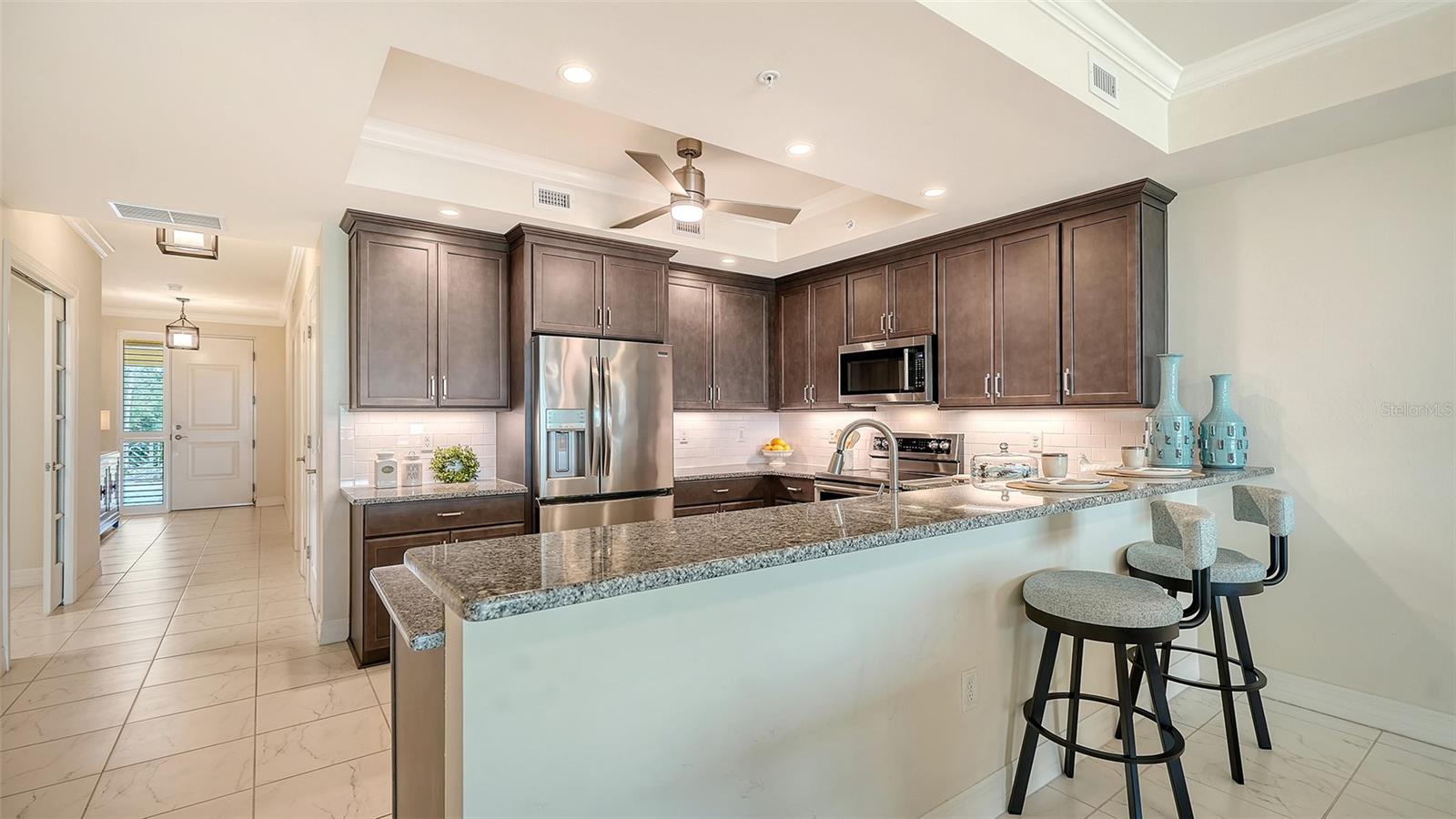 250 HIDDEN BAY DR #302 — photo 17