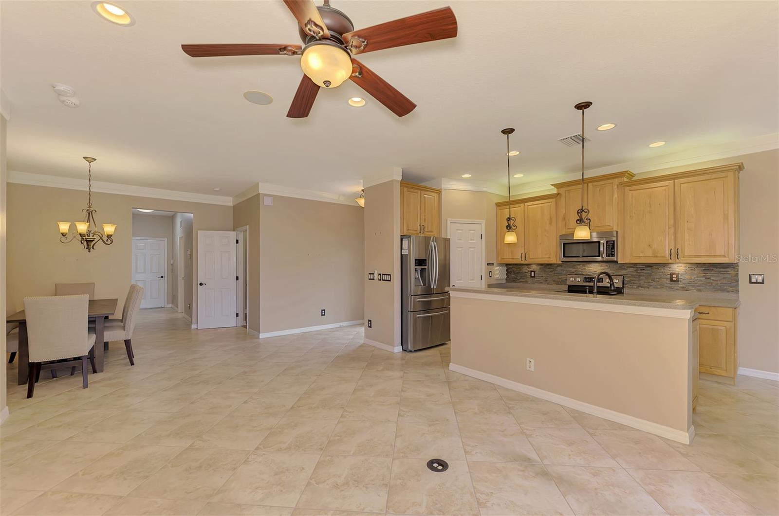 1359 MASENO DR — photo 15