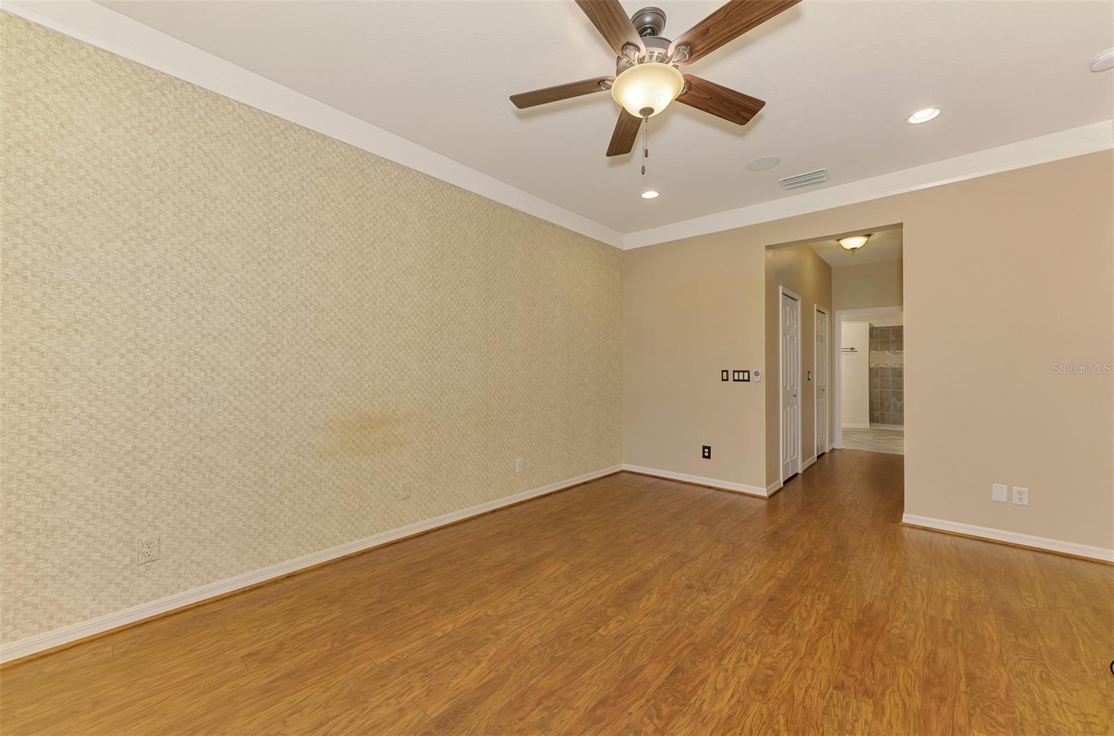 1359 MASENO DR — photo 35